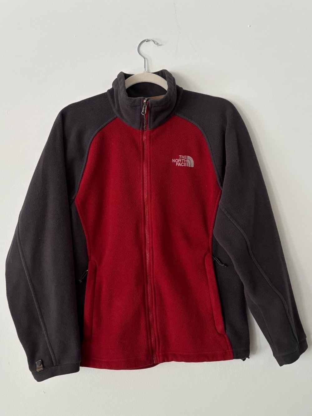 The North Face Mens S Red Gray Colorblock Full Zip Fleece Jacket Mock Neck Coat